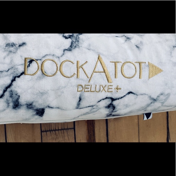 2️⃣ for 1️⃣ PRICE 📣  2 COVERS ➕ 1 DOCKATOT DELUXE - Picture 3 of 6